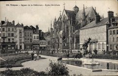 CPA Troyes Square de la Pretecture Eglise St Urbain