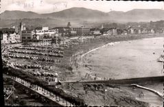 MODERN CARD St Jean De Luz Overall picture of its splendid beach