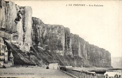VINTAGE POSTCARD Treport Cliffs