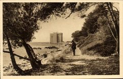 VINTAGE POSTCARD Cannes Islands De Lerins Holy Castle Honorat
