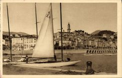 CPA Menton Vue Generale Bateau