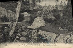 VINTAGE POSTCARD Drill of Fontainebleau the Cap of Jockey
