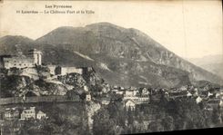 POSTAL de la VENDIMIA pesada el castillo fuerte y la ciudad