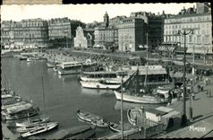 CPA Marseille Un Coin du Vieux Port et le Quai des Belges