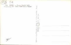 CPA Vichy Source Grande grille 