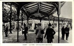 VINTAGE POSTCARD Vichy the Park Covered Galleries