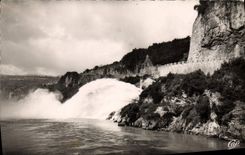 MODERN CARD Stopping De Genissiat the jump of the ski