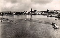 CPM Vichy Canotage Sur I'Allier Pedalo