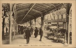 VINTAGE POSTCARD Vichy On the Park a Covered Gallery