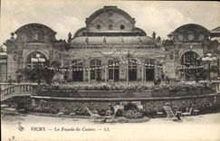 VINTAGE POSTCARD Vichy the Frontage Of the Casino