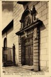 CPA La Grande Porte Interieure De L'Hotel Dieu surmontee des armoiries martelees du cardinal de Bouillon Abbe de Tournus