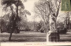 CPA Toulouse Au Jardin Des Plantes