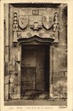 CPA Riom Vieille Porte Rue Du Commerce