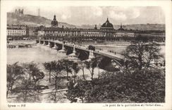 CPA Lyon Le Pont De La Guillotiere Et I'Hotel Dieu