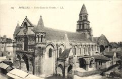 CPA Poitiers Notre Dame La Grande