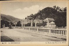 CPA La Bourboule La Roche Des Fees Et Les Hotels