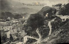 CPA L'Auvergne La Bourboule Les lacets de la roche des fees