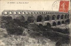 CPA Nimes Le Pont Du Gard