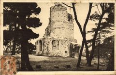 CPA Nimes La Tour Magne