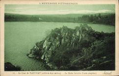 VINTAGE POSTCARD Auvergne Gour De Tazenat the Rock Serviere eruptive rock