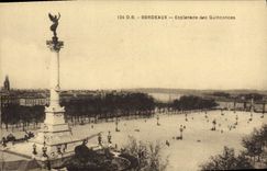 Explanada de Burdeos de la POSTAL de la VENDIMIA del Quincunxes