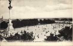 CPA Bordeaux Colonne Des Girondins Et Les Quinconces