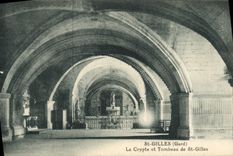CPA St Gilles La Crypte et Tombeau de St Gilles