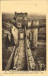 CPA Villeneuve Les Avignon Fortifications et tours jumelles du Fort Saint Andre
