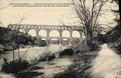 VINTAGE POSTCARD the Bridge Of Gard Front view