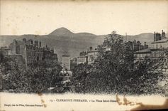 VINTAGE POSTCARD Clermont Ferrand the Place Holy Herem