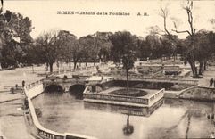 CPA Nimes Jardin De La Fontaine