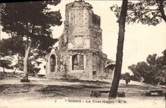 CPA Nimes La Tour Magne
