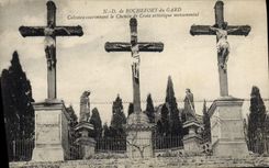 CPA ND de Rochefort Du Gard Calvaire Couronnant Le Chemin de croix 
