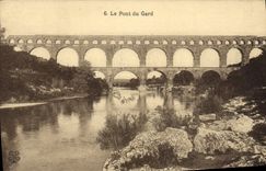CPA Le Pont Du Gard Aqueduc