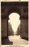 VINTAGE POSTCARD Dijon the Street Of the Freedom Seen Of the Guillaume Gate