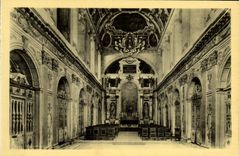 VINTAGE POSTCARD Castle De Fontainebleau Vault of the Holy Trinity