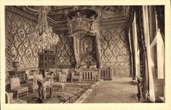 VINTAGE POSTCARD Fontainebleau Room Of the Empresses