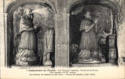 CPA Cathedrale De Frejus Les Eveques Camelin L'oncle et le neveu 