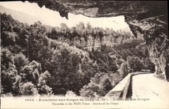 VINTAGE POSTCARD Excursion at the Falls Of the Interior Wolf of the throats