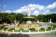 CPM Aix En Provence La Grande Fontaine Sur La Rotonde