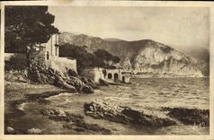 VINTAGE POSTCARD Beaulieu a Pottoresque Corner