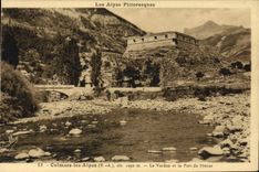 VINTAGE POSTCARD Colmars the Alps the Verdon and the fort of France