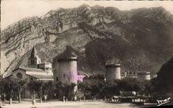 VINTAGE POSTCARD Sisteron Tours and the Citadel
