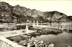 CPM Beaulieu Sur Mer L'Entree du Port Bateaux