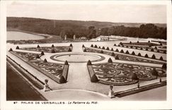 CPA Palais De Versailles le Parterre du Midi