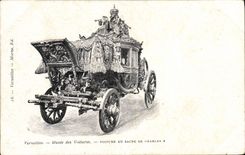CPA Palais De Versailles Musee des Voitures Voiture du sacre de Charles X