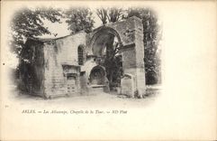 CPA Arles Les Aliscamps Chapelle De La Tour