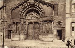 CPA Arles En Provence Facade De La Cathedrale Saint Trophime