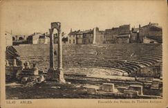 CPA Arles Ensemble Des Runies Du Theatre Antique