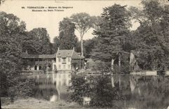 VINTAGE POSTCARD Versailles House Of the Lord Hamlet Of Small Trianon